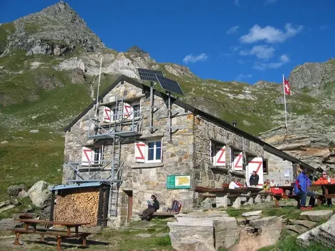 La capanna Binntalhütte