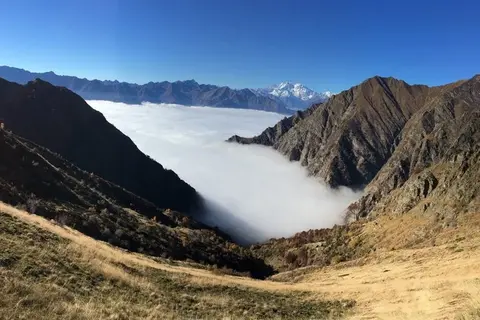Un mare di nuvole nella valle