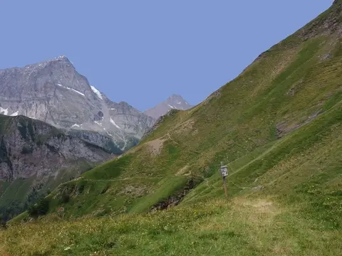 Il pendio erboso alla partenza da Ciamporino