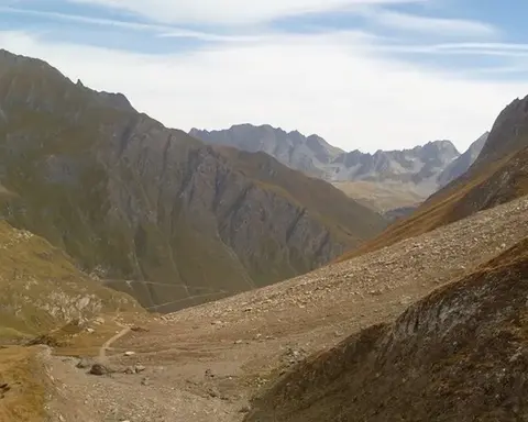 La discesa verso la valle del Gries