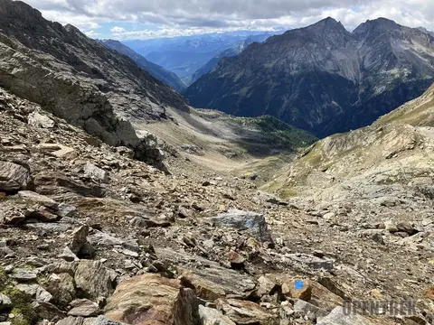 La discesa verso l'alpe Tamia