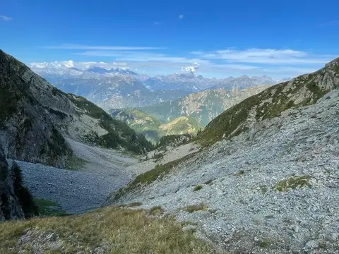Il canale ripido sotto il passo verso la val Fenecchio