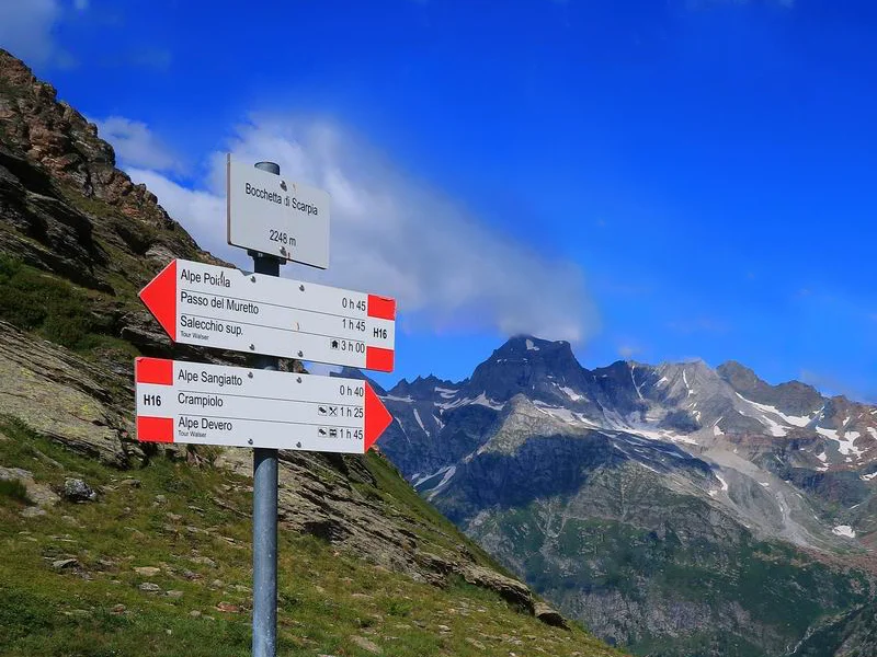 Escursione ad anello alpe Pojala da Devero - Agaro