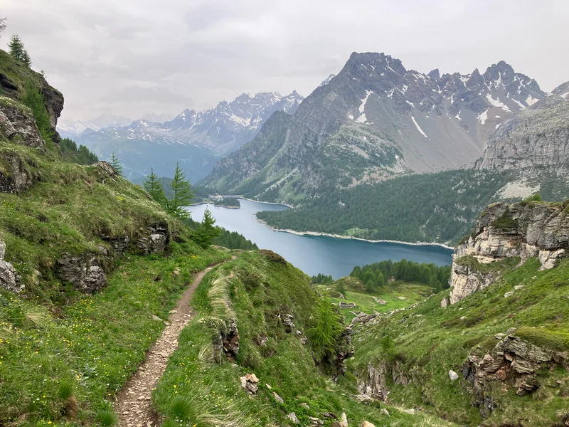 Escursione del Grande Est parco naturale del Devero