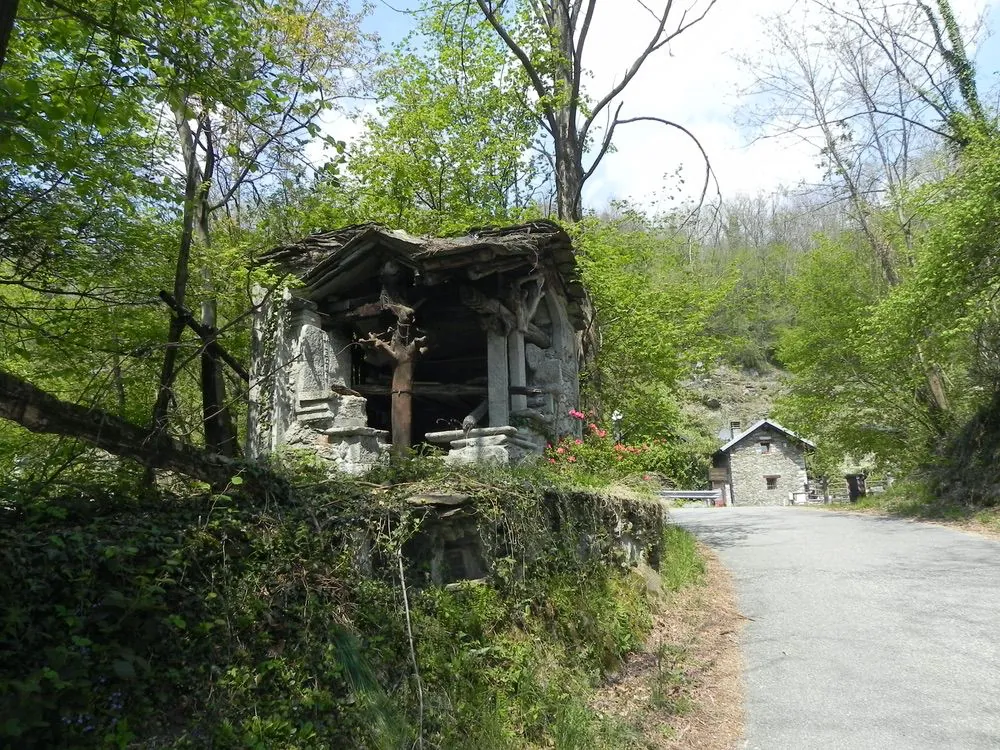 Escursione su terrazzamenti di Cossogno e Ungiasca